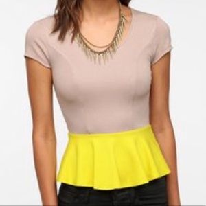 Sparkle & Fade Peplum Shirt Size Small Tan/Yellow